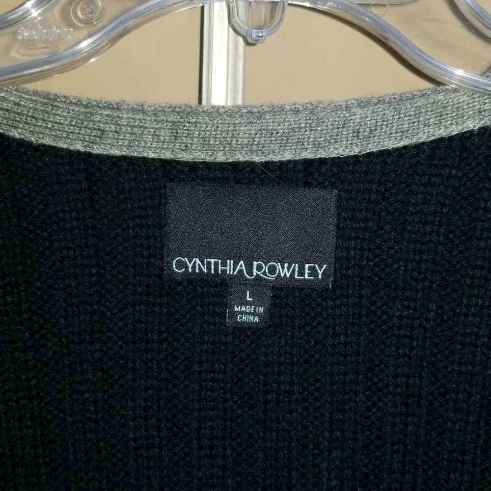Mid-length cardigan